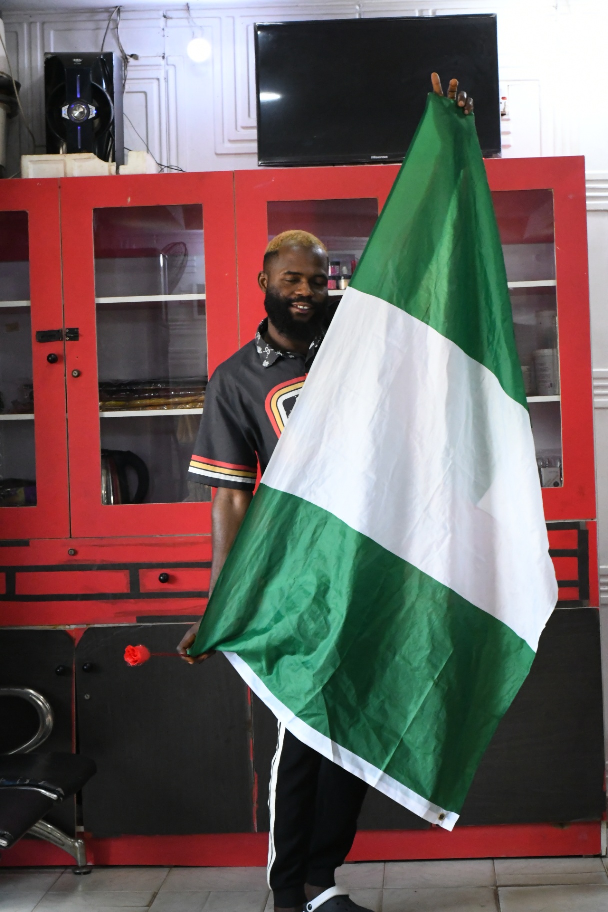 Salon Flag Bearer , Lugbe (Airport Road), FCT